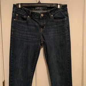 Universal Thread Size 4/27R Mid Ride Skinny Bootcut